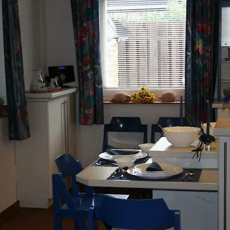 Buecker アパート テルクテ