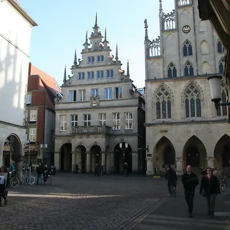 Buecker アパート